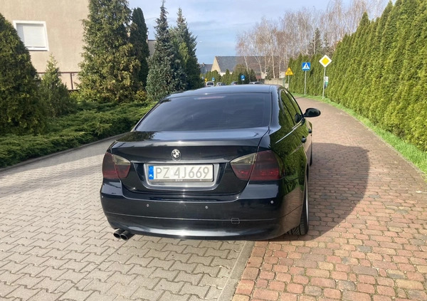 BMW Seria 3 cena 26000 przebieg: 297800, rok produkcji 2005 z Buk małe 121